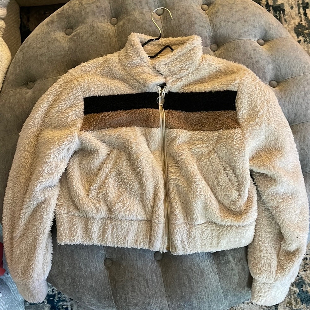 Cute Jacket - image 1